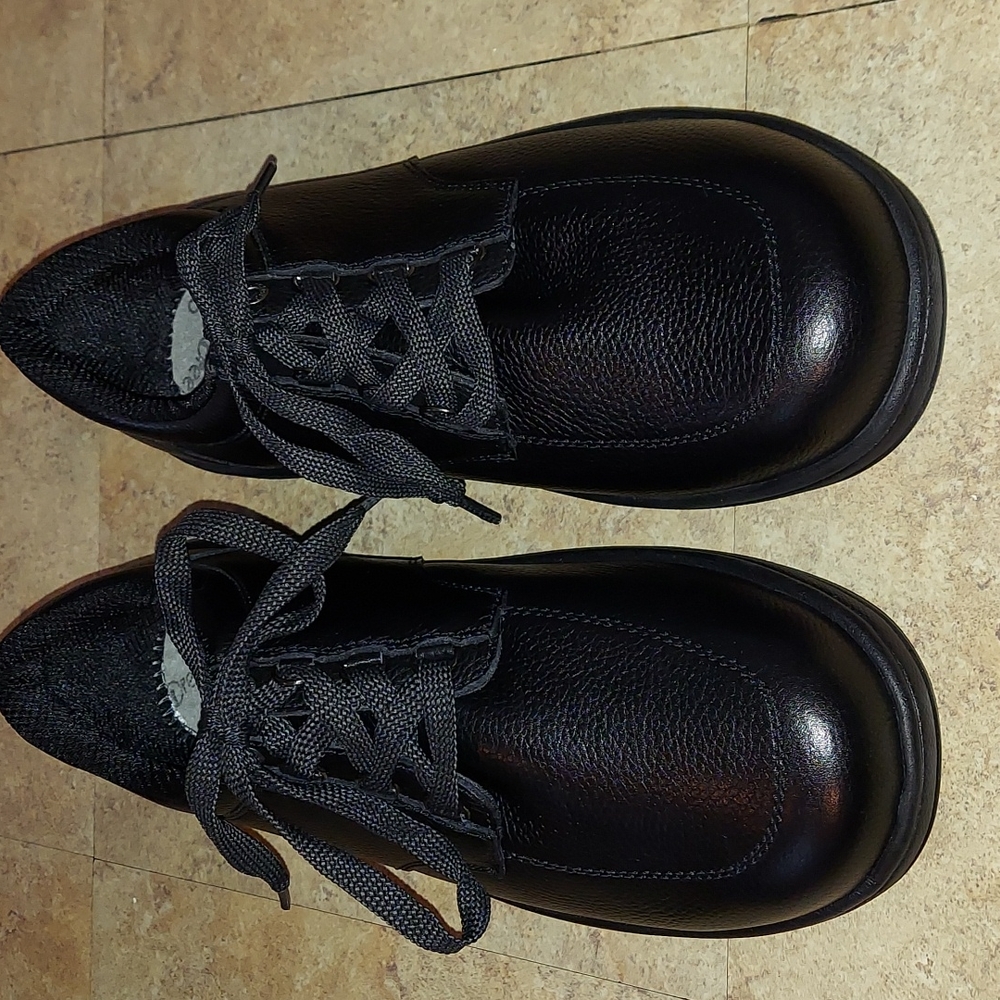 Orthofeet Avery Island, Men's sz 11 Extra Wide, brand new in box without insoles